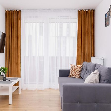 Modern Apartment With Parking Near Tauron Arena By Rent Like Home Красков Екстериор снимка