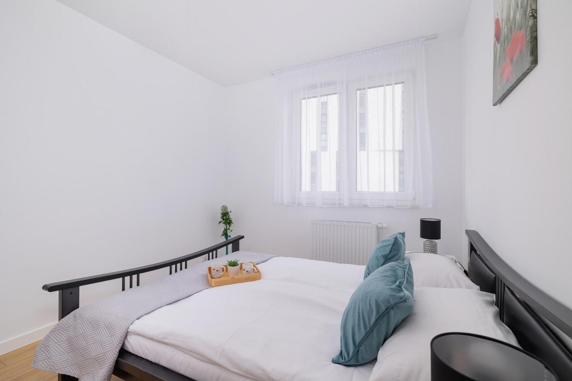 Modern Apartment With Parking Near Tauron Arena By Rent Like Home Красков Екстериор снимка