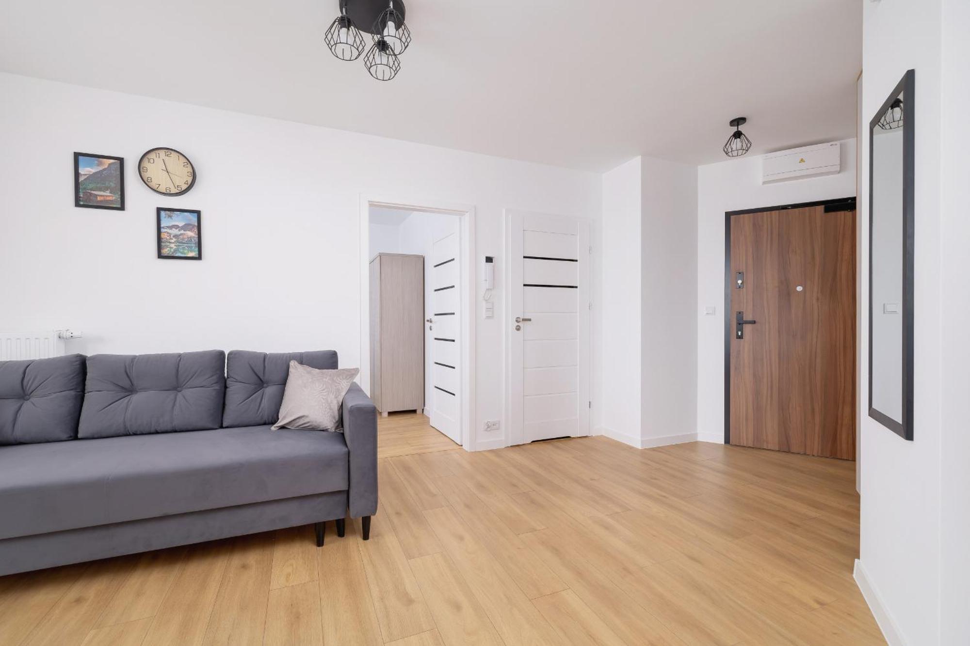 Modern Apartment With Parking Near Tauron Arena By Rent Like Home Красков Екстериор снимка